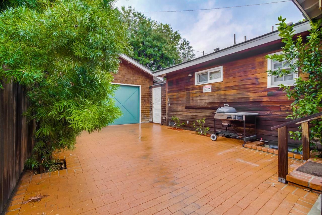 Villa A Touch Of Cape Cod In West Hollywood Los Angeles Exterior foto