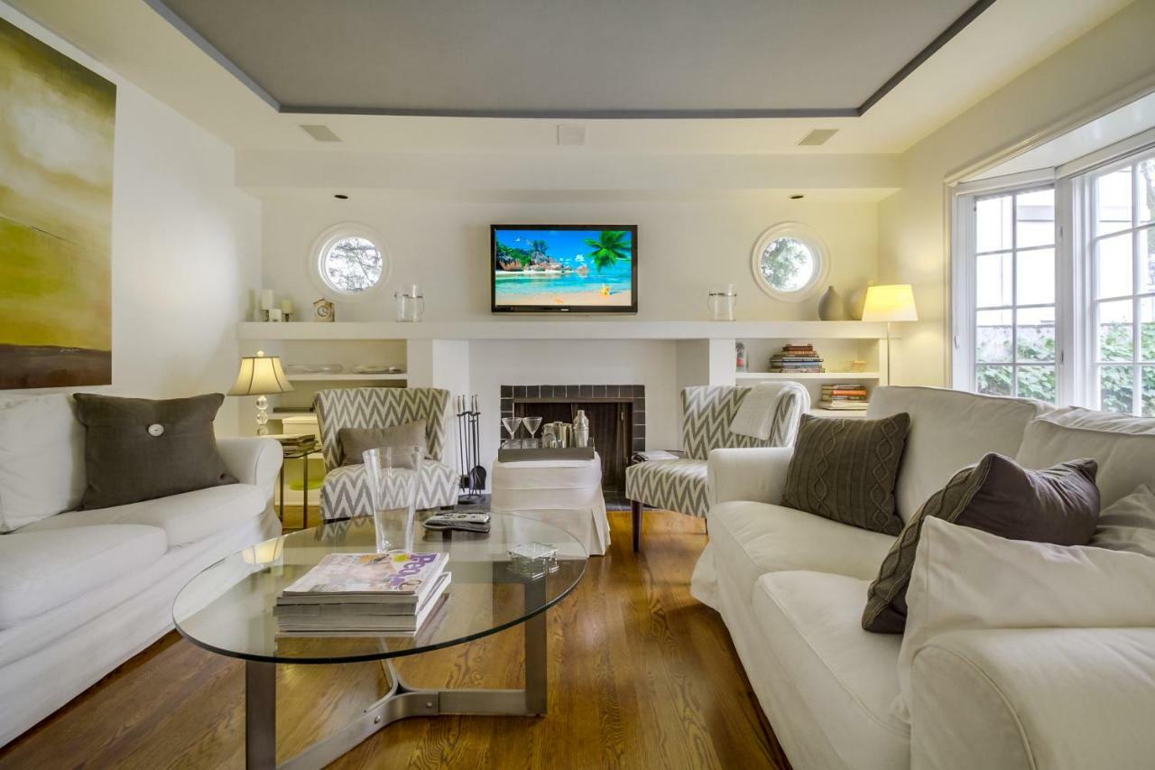Villa A Touch Of Cape Cod In West Hollywood Los Angeles Exterior foto